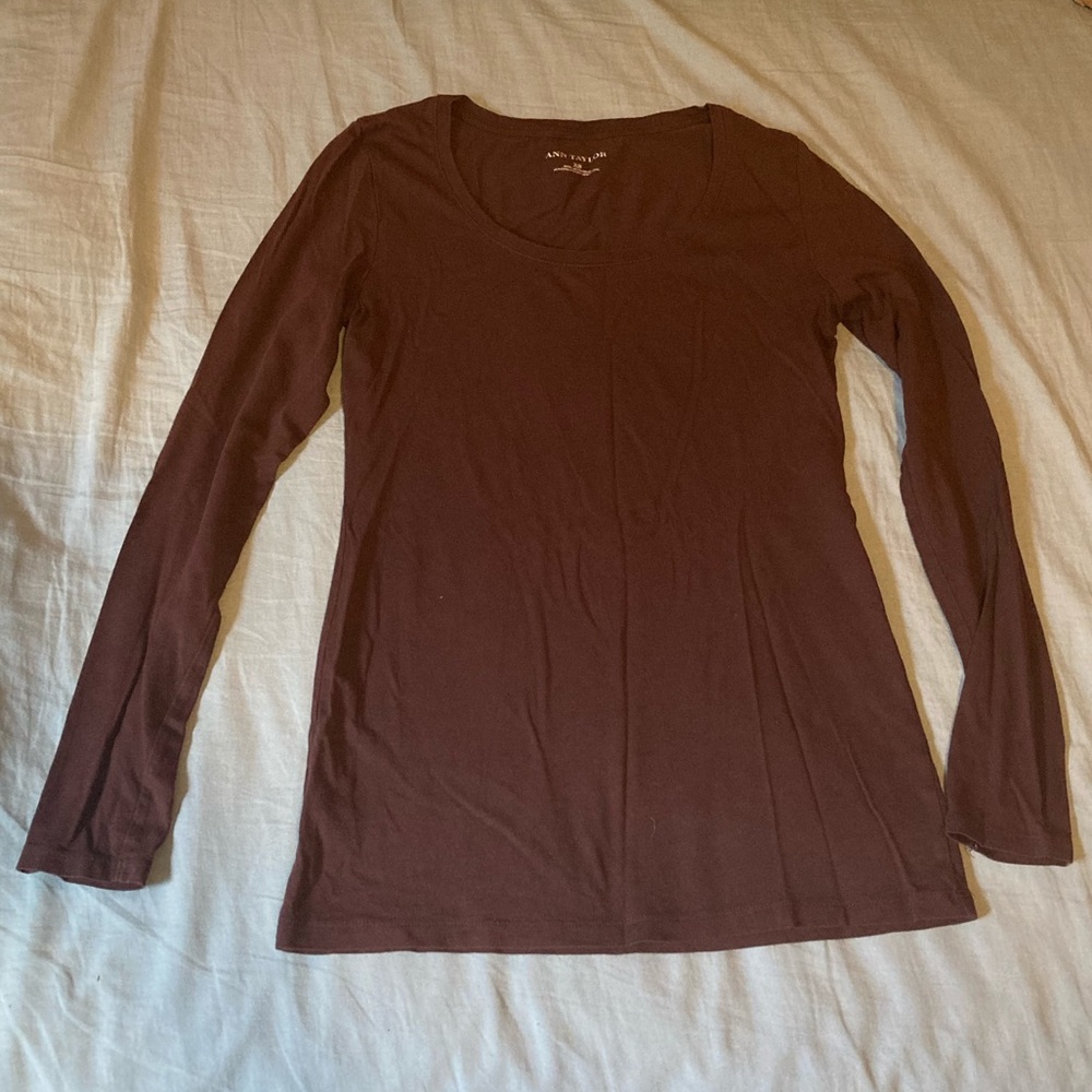 Scoop neck long sleeve